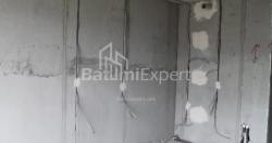 Tikilməkdə olan obyekt 35.1 m² - Lech və Maria Kachinsky, Batumi, Gürcüstan