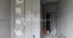 Tikilməkdə olan obyekt 35.1 m² - Lech və Maria Kachinsky, Batumi, Gürcüstan