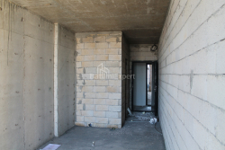 Tikilməkdə olan obyekt 30 m² - Qəhrəmanlar Xiyabanı, Batumi, Gürcüstan