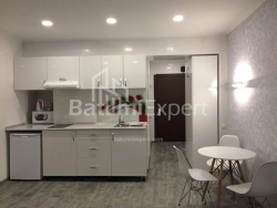 Mənzil 1-комн 38 m² - Şerif Ximşiaşvili, Batumi