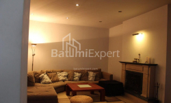 Mənzil 4-комн 135 m² - Yurievskaya, Batumi