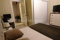 Mənzil 3-комн 90 m² - Niko Pirosmani, Batumi