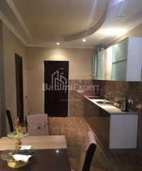 Mənzil 2-комн 50 m² - Şerif Ximşiaşvili, Batumi