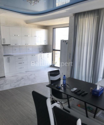 Mənzil 3-комн 90 m² - Yurievskaya, Batumi