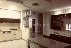 Mənzil 150 m² - Vaxtanq Qorqasali, Batumi, Gürcüstan