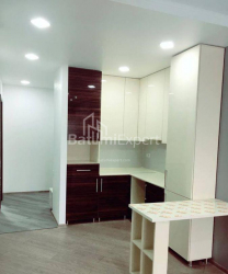 Mənzil 3-комн 88 m² - Şerif Ximşiaşvili, Batumi