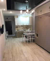Mənzil 1-комн 34 m² - Şerif Ximşiaşvili, Batumi