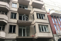 Mənzil 3-комн 78 m² - Yurievskaya, Batumi