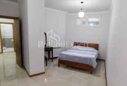 Mənzil 3-комн 90 m² - Zuraba Qorqiladze, Batumi
