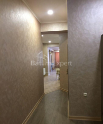 Mənzil 3-комн 122 m² - Zuraba Qorqiladze, Batumi
