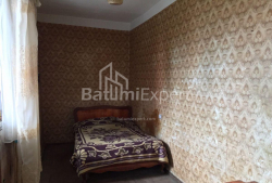 Mənzil 3-комн 120 m² - Şerif Ximşiaşvili, Batumi