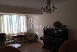 Mənzil 2-комн 68 m² - Zuraba Qorqiladze, Batumi