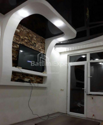 Mənzil 2-комн 44 m² - Şerif Ximşiaşvili, Batumi