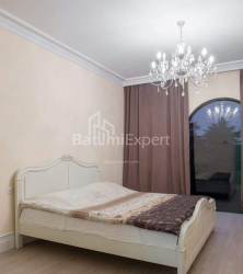 Mənzil 4-комн 140 m² - Yurievskaya, Batumi