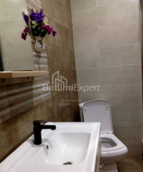 Mənzil 3-комн 77 m² - Yurievskaya, Batumi