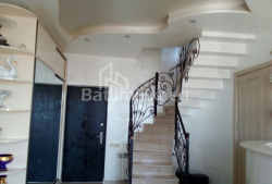 Mənzil 3-комн 75 m² - Yurievskaya, Batumi