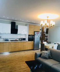 Mənzil 4-комн 147 m² - Şerif Ximşiaşvili, Batumi