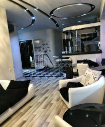 Mənzil 3-комн 96 m² - Vaxtanq Qorqasali, Batumi