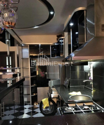 Mənzil 3-комн 96 m² - Vaxtanq Qorqasali, Batumi