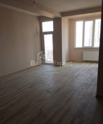 Mənzil 3-комн 93 m² - Niko Pirosmani, Batumi