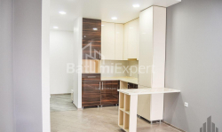 Mənzil 85 m² - Şerif Ximşiaşvili, Batumi, Gürcüstan