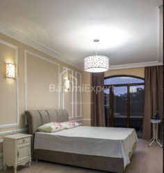 Mənzil 4-комн 140 m² - Yurievskaya, Batumi