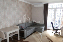 Mənzil 1-комн 45 m² - Şerif Ximşiaşvili, Batumi