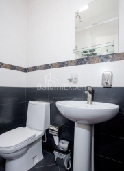 Mənzil 136 m² - Zuraba Qorqiladze, Batumi, Gürcüstan