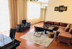 Mənzil 3-комн 94 m² - Rustaveli, Batumi