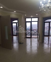 Mənzil 54 m² - İlya Çavçavadze, Batumi, Gürcüstan