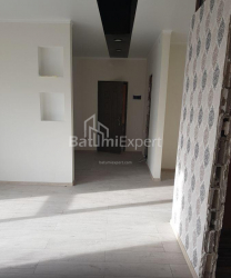 Mənzil 3-комн 68 m² - Yurievskaya, Batumi