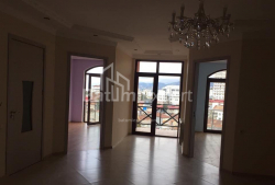 Mənzil 4-комн 73 m² - İlya Çavçavadze, Batumi