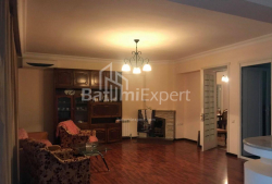 Mənzil 4-комн 120 m² - Zuraba Qorqiladze, Batumi