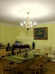 Mənzil 5-комн 135 m² - Yurievskaya, Batumi