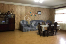 Mənzil 4-комн 140 m² - Yurievskaya, Batumi