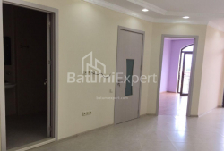Mənzil 74 m² - Yurievskaya, Batumi, Gürcüstan
