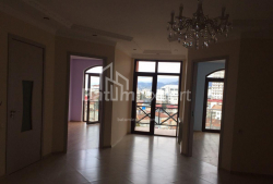 Mənzil 3-комн 74 m² - Yurievskaya, Batumi