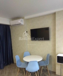 Mənzil 1-комн 32 m² - Şerif Ximşiaşvili, Batumi