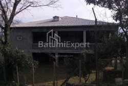 Mənzil 8-комн 300 m² - Yurievskaya, Batumi