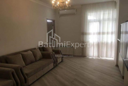 Mənzil 3-комн 80 m² - Yurievskaya, Batumi