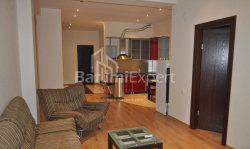Mənzil 3-комн 85 m² - Zuraba Qorqiladze, Batumi