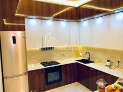 Mənzil 3-комн 102 m² - İlya Çavçavadze, Batumi
