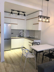 Mənzil 3-комн 61 m² - İlya Çavçavadze, Batumi