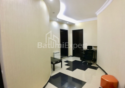 Mənzil 3-комн 160 m² - Zuraba Qorqiladze, Batumi