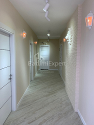 Mənzil 106 m² - İvane Cavaxişvili, Batumi, Gürcüstan