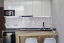 Mənzil 1-комн 33 m² - Şerif Ximşiaşvili, Batumi