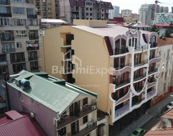 Mənzil 60.8 m² - İsrafila Jinçaradze, Batumi, Gürcüstan