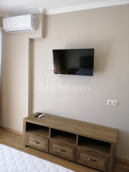 Mənzil 1-комн 33 m² - Şerif Ximşiaşvili, Batumi