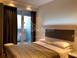 Mənzil 1-комн 30.4 m² - Şerif Ximşiaşvili, Batumi