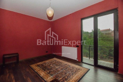 Fərdi ev 280 m² - hava limanı şosesi, Batumi, Gürcüstan